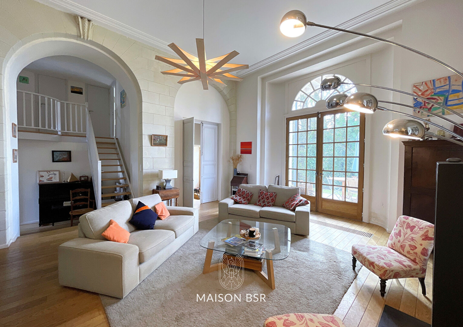 Duplex de charme dans un majestueux hôtel particulier