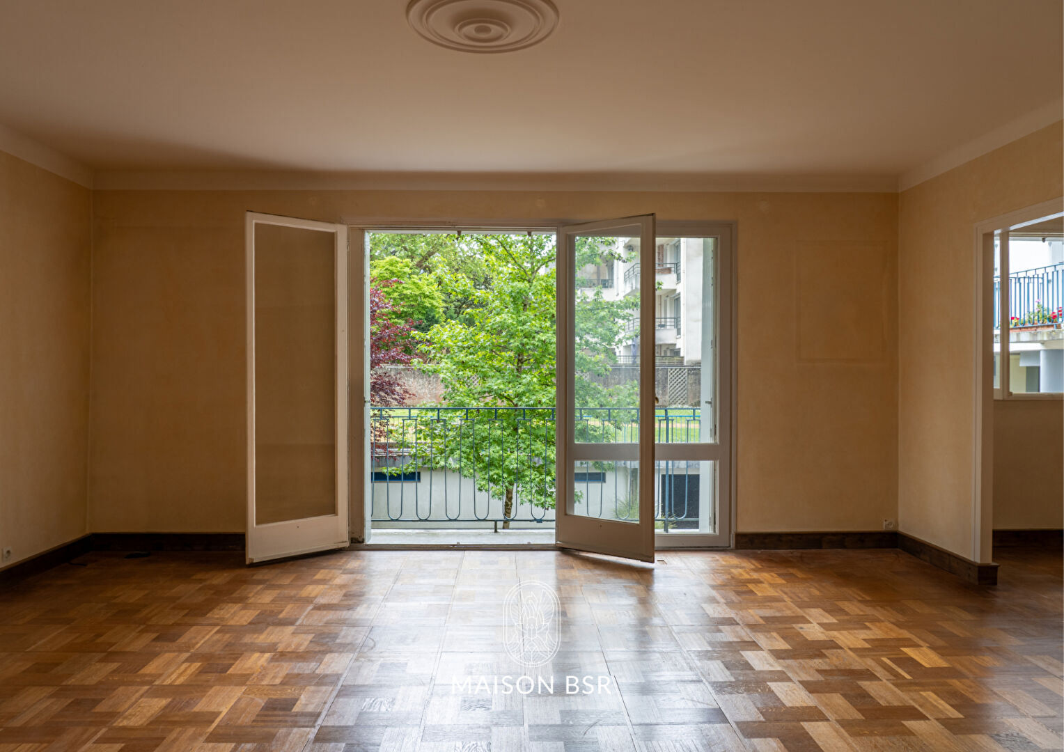 Appartement MELLINET 4 pièces 106 m2 avec parking