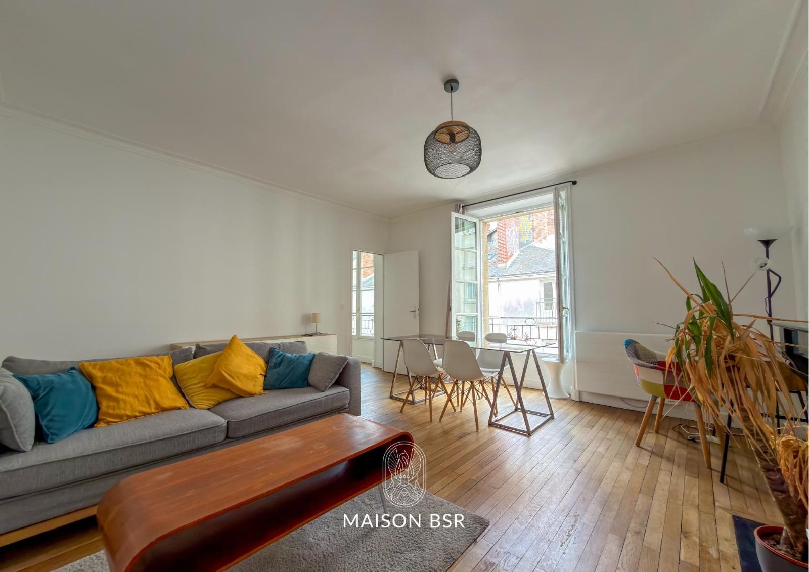 Gabin, appartement ancien meublé de type 3 – Quartier Copernic