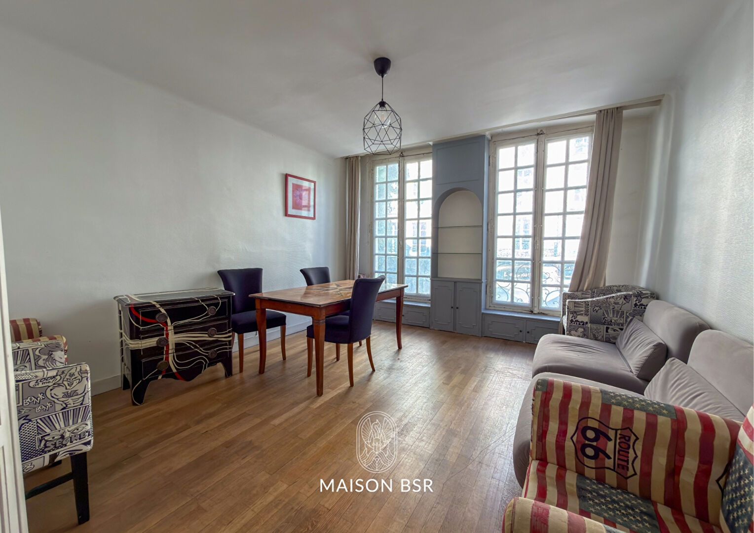 Appartement 2 chambres avec patio privatif en hypercentre