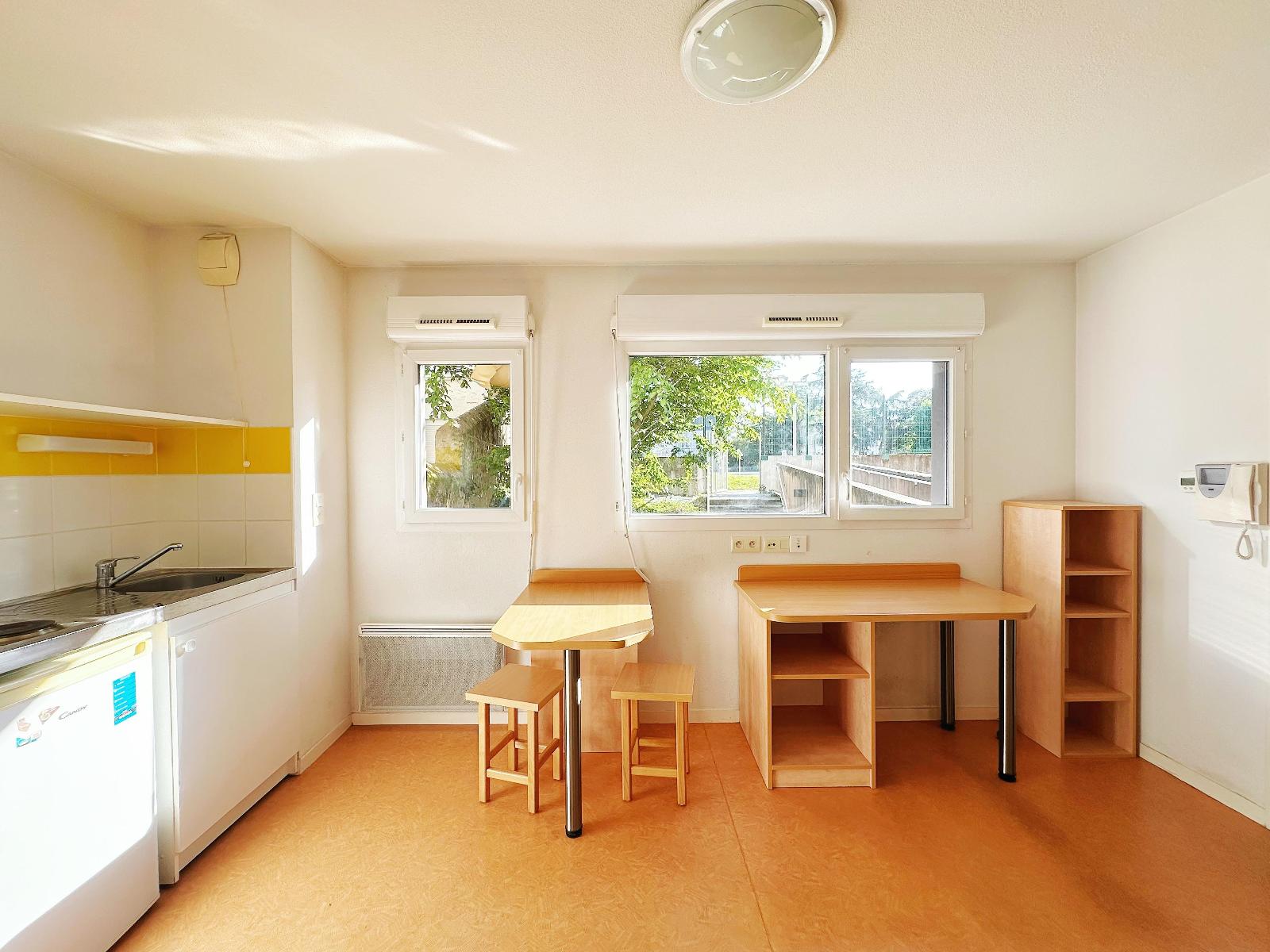 Bellamy, studio dans une résidence étudiante récente – Nantes Centre Talensac/Erdre